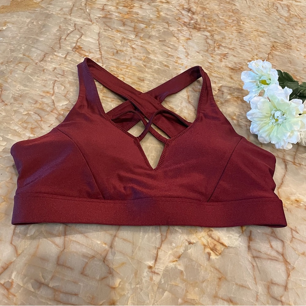 NWOT Forever 21 Cross Front/Cross Back Burgundy Sports Bra Lg